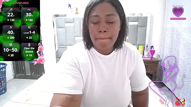 Snapshot of thickebonymilfF chatting on February 27, 2025, 2:25 am thickebonymilfF online show from February 27, 2025, 2:25 am