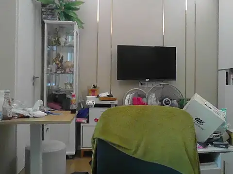 Snapshot of asianBtm11 chatting on September 13, 2025, 5:40 am asianBtm11 online show from September 13, 2025, 5:40 am