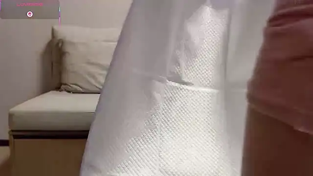 A-xena online show from September 28, 2025, 3:24 am