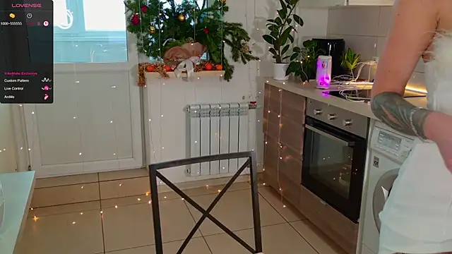 MissLovex online show from December 22, 2025, 6:24 am