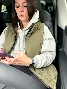 Snapshot of LadyLena1 chatting on October 12, 2025, 6:20 pm LadyLena1 online show from October 12, 2025, 6:20 pm