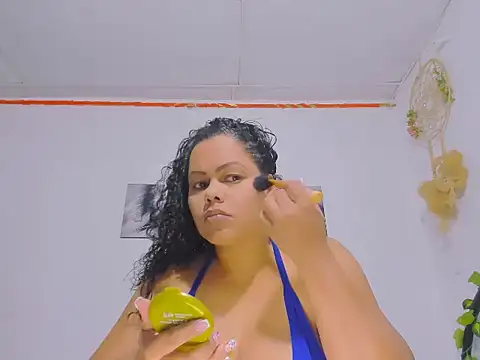 Alhelqueen online show from February 19, 2026, 1:08 pm