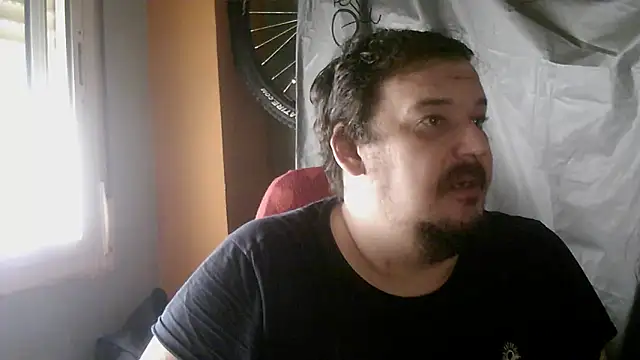 Snapshot of porkorossy chatting on October 17, 2025, 8:06 am porkorossy online show from October 17, 2025, 8:06 am