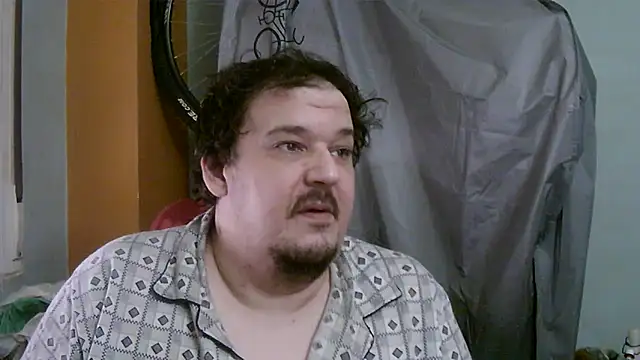 Snapshot of porkorossy chatting on November 7, 2025, 9:58 am porkorossy online show from November 7, 2025, 9:58 am