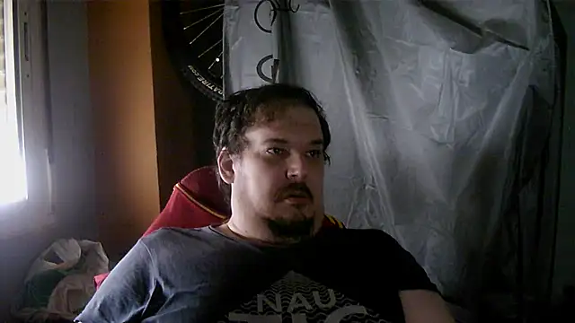 Snapshot of porkorossy chatting on November 12, 2025, 8:40 am porkorossy online show from November 12, 2025, 8:40 am