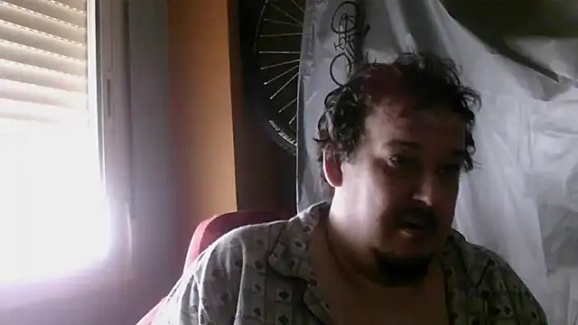 Snapshot of porkorossy chatting on November 2, 2025, 9:14 am porkorossy online show from November 2, 2025, 9:14 am