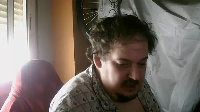 Snapshot of porkorossy chatting on November 5, 2025, 8:28 am porkorossy online show from November 5, 2025, 8:28 am