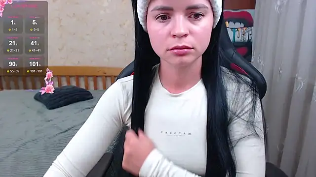 Snapshot of JuicyJess chatting on September 23, 2025, 8:05 pm JuicyJess online show from September 23, 2025, 8:05 pm