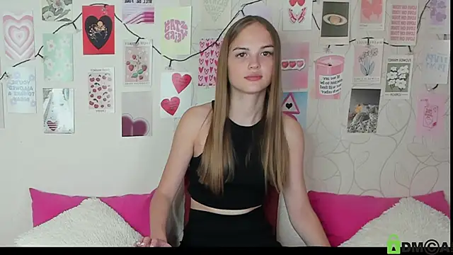 Snapshot of little_radiant_sun chatting on September 20, 2025, 9:03 am little radiant sun online show from September 20, 2025, 9:03 am