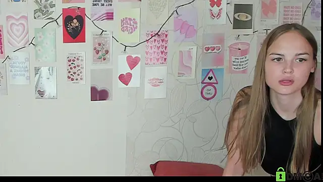 Snapshot of little_radiant_sun chatting on September 21, 2025, 9:03 am little radiant sun online show from September 21, 2025, 9:03 am