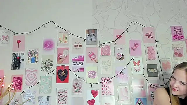 Snapshot of little_radiant_sun chatting on March 1, 2026, 10:15 am little radiant sun online show from March 1, 2026, 10:15 am