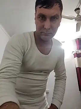 ZIMMY25 online show from December 21, 2025, 4:52 pm