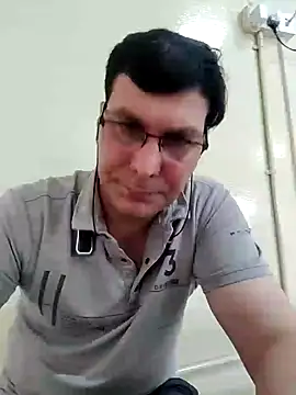 ZIMMY25 online show from May 28, 2026, 12:44 pm