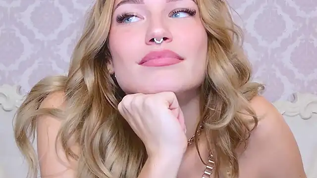 RebekaRalf online show from February 25, 2025, 11:32 am