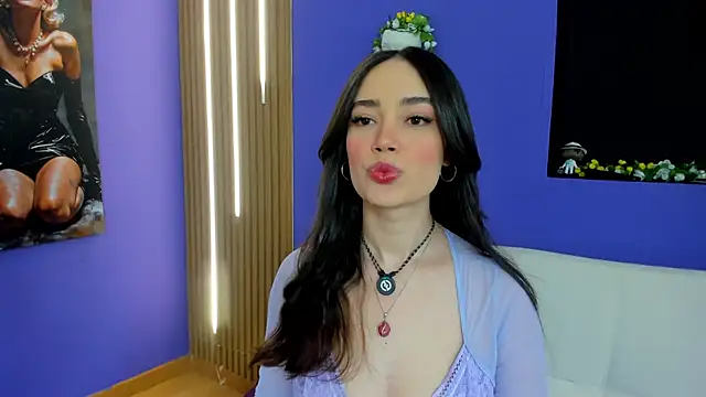 Snapshot of Kate_Amaretto_ chatting on October 18, 2025, 8:44 pm Kate Amaretto  online show from October 18, 2025, 8:44 pm