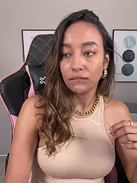 DianaHopson online show from March 9, 2025, 2:54 pm