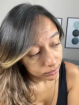 DianaHopson online show from February 27, 2025, 10:44 am