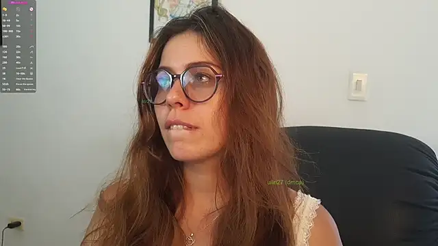 irinasweet27 online show from February 2, 2025, 10:06 pm