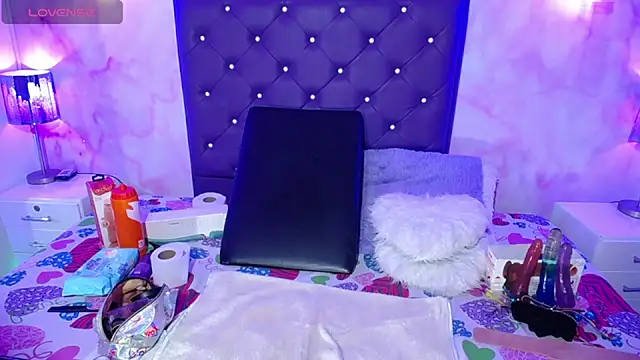 sexycandy07 online show from January 8, 2025, 6:20 am