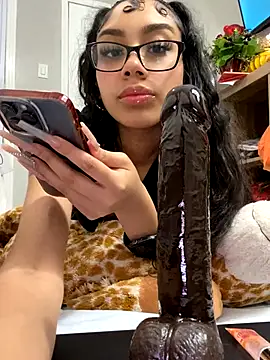 badbaby187 online show from October 21, 2025, 8:41 pm