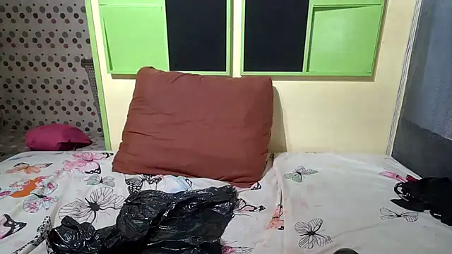 Bustylicious38DD online show from November 10, 2025, 3:33 am