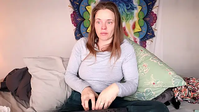 xxpixeyxx online show from March 18, 2025, 12:39 pm