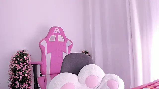 Snapshot of keissy_rincon_ chatting on October 11, 2025, 11:28 pm keissy rincon online show from October 11, 2025, 11:28 pm