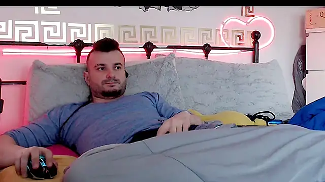 Snapshot of erotico69xxx chatting on September 24, 2025, 12:11 pm erotico69xxx online show from September 24, 2025, 12:11 pm