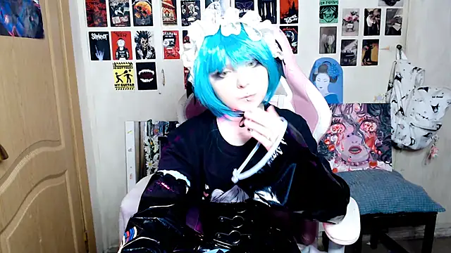Usagi Blush  online show from September 27, 2025, 12:39 am