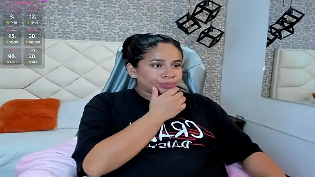 Snapshot of BiancaFlower chatting on December 16, 2024, 8:26 pm BiancaFlower online show from December 16, 2024, 8:26 pm