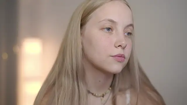 Snapshot of _Appr0ved_ chatting on October 3, 2025, 3:13 pm Appr0ved online show from October 3, 2025, 3:13 pm