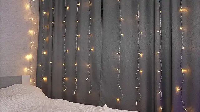 Snapshot of _Appr0ved_ chatting on September 26, 2025, 5:31 pm Appr0ved online show from September 26, 2025, 5:31 pm