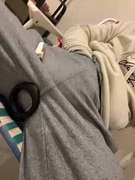 Snapshot of athenphysics chatting on January 10, 2025, 5:34 pm athenphysics online show from January 10, 2025, 5:34 pm