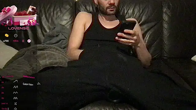 Snapshot of athenphysics chatting on December 8, 2024, 4:50 pm athenphysics online show from December 8, 2024, 4:50 pm