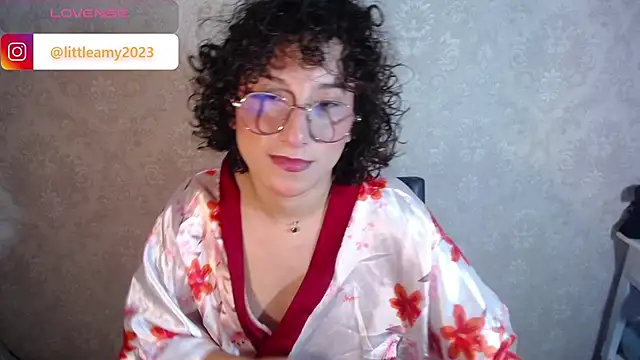 little  amy  online show from March 13, 2025, 8:43 pm