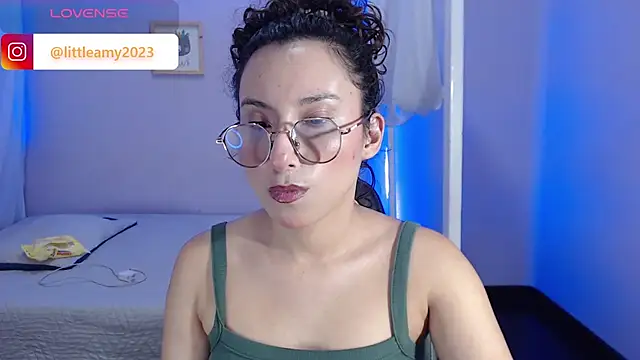 little  amy  online show from March 19, 2025, 12:26 am