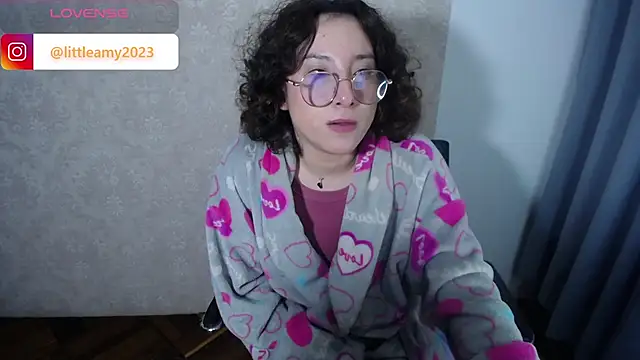 little  amy  online show from February 20, 2025, 12:19 am