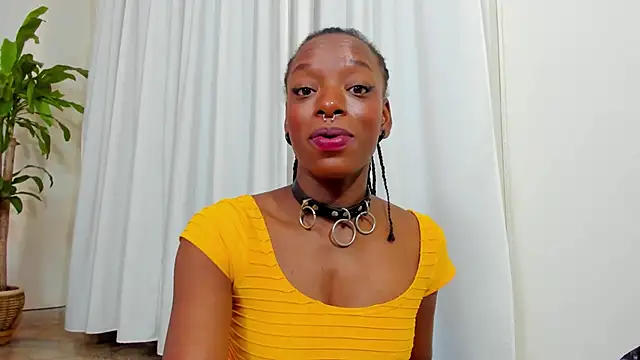 Coco Kiss online show from February 12, 2025, 10:26 pm