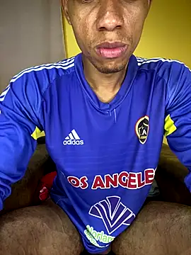 MoiseXxx 777 online show from October 12, 2025, 11:17 pm