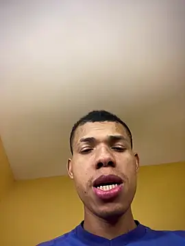 MoiseXxx 777 online show from January 10, 2025, 6:53 am