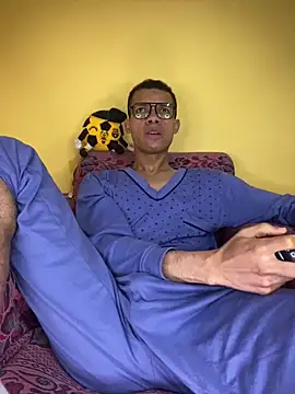 MoiseXxx 777 online show from February 15, 2025, 9:49 am