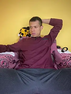 MoiseXxx 777 online show from January 18, 2025, 8:20 am