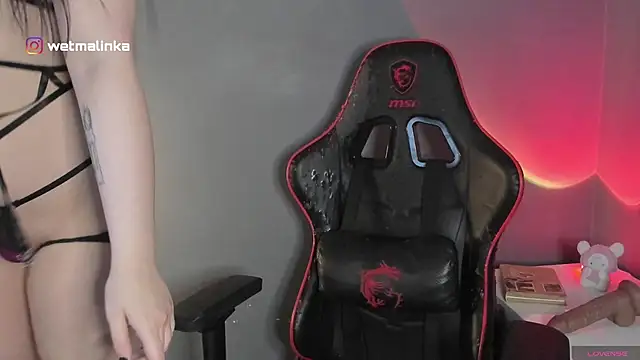 Snapshot of ohlin_hub chatting on October 31, 2025, 7:32 pm ohlin hub online show from October 31, 2025, 7:32 pm