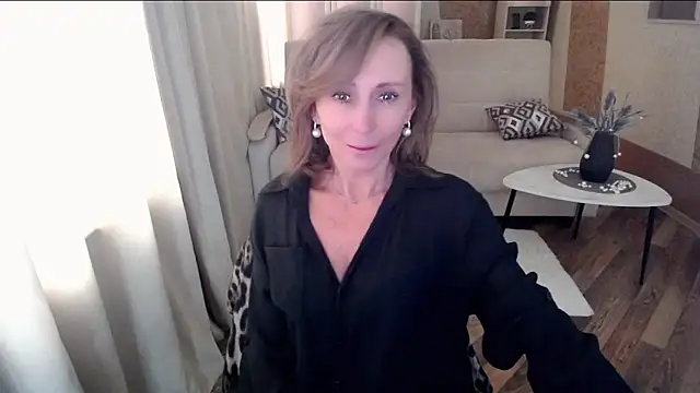 HornyMilf 777 online show from February 28, 2025, 11:36 am