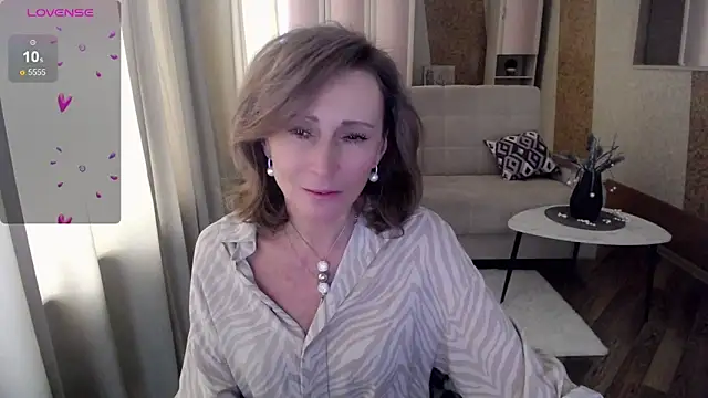 HornyMilf 777 online show from February 12, 2025, 8:16 am