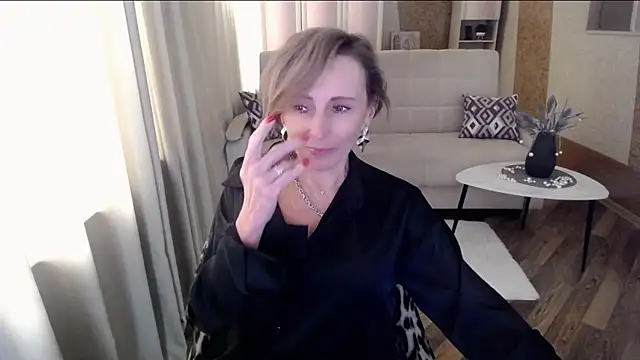 HornyMilf 777 online show from February 28, 2025, 8:31 am