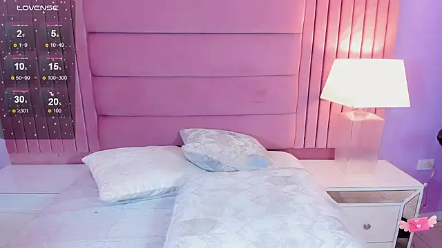 andrea alvarz online show from February 15, 2025, 8:44 am