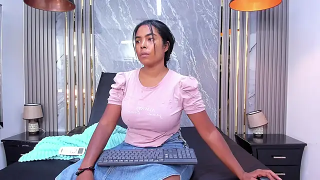 CiaraHarris online show from January 19, 2025, 7:15 pm