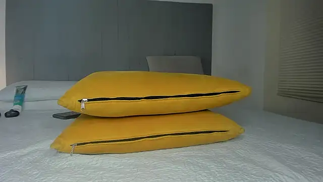  Molly rosse  online show from January 17, 2026, 1:04 pm