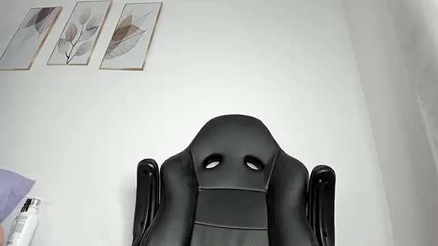 Snapshot of _Molly_rosse_ chatting on June 18, 2026, 11:59 am Molly rosse online show from June 18, 2026, 11:59 am